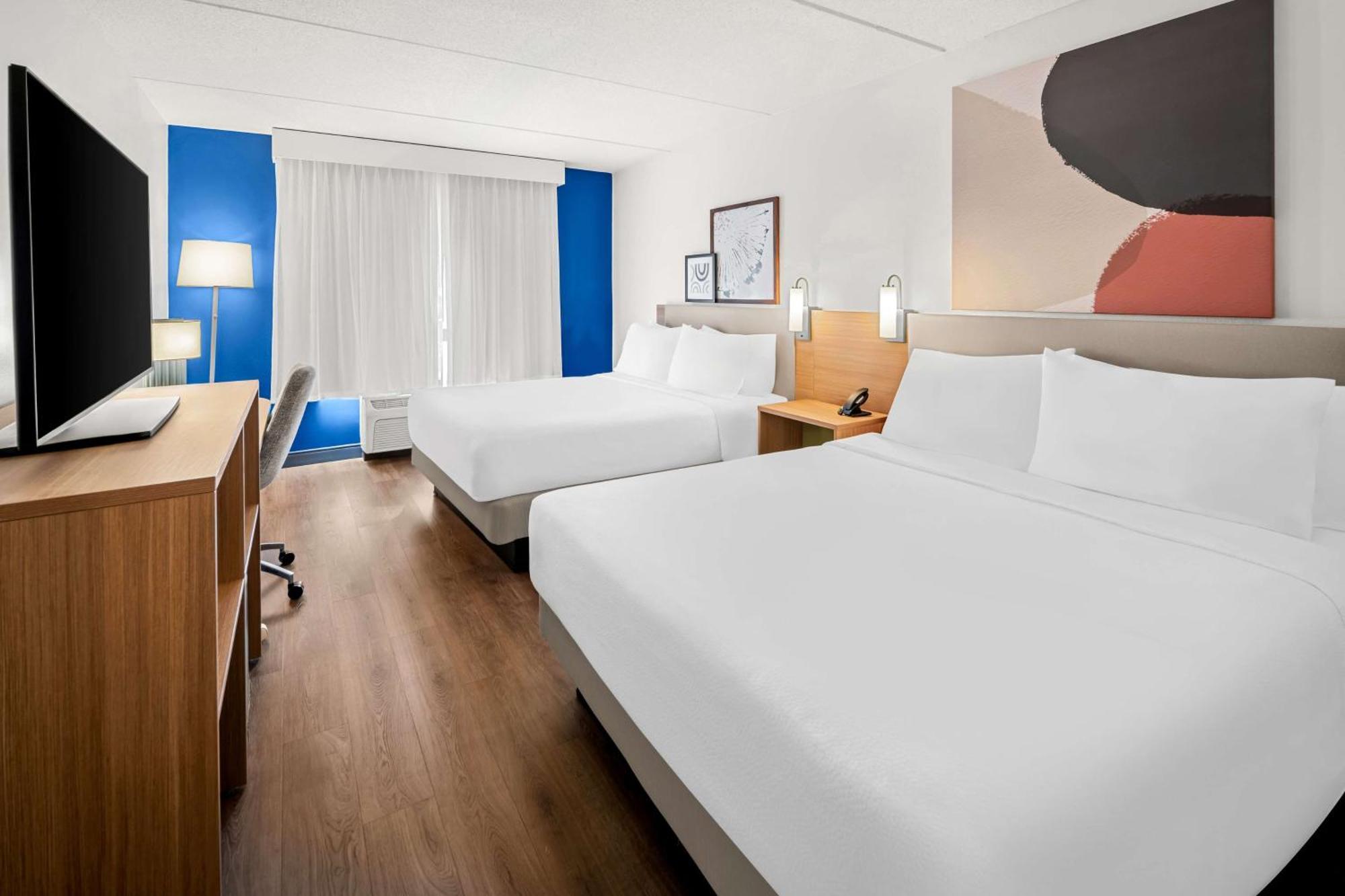 Spark By Hilton Woodbridge Extérieur photo