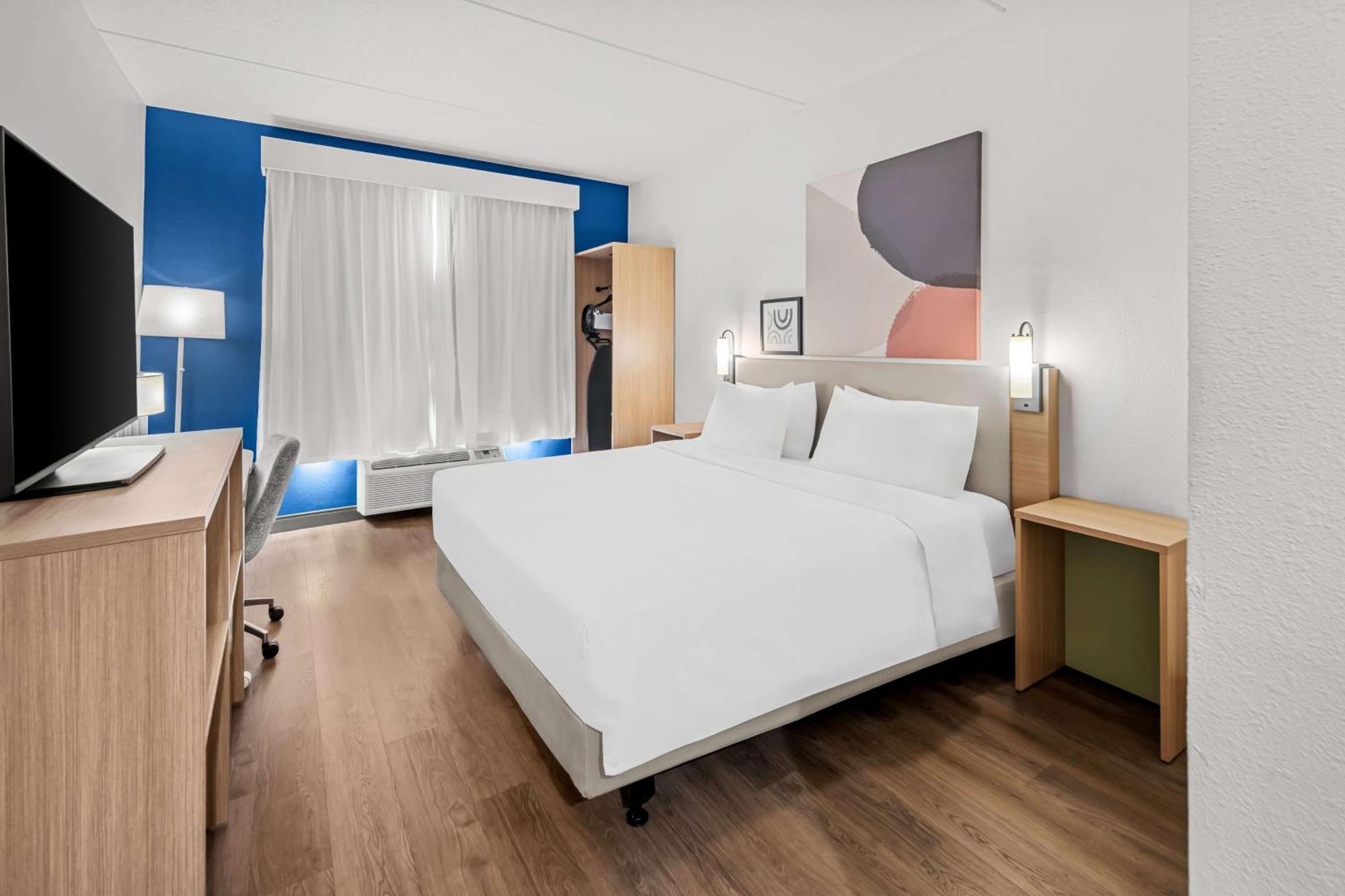 Spark By Hilton Woodbridge Extérieur photo