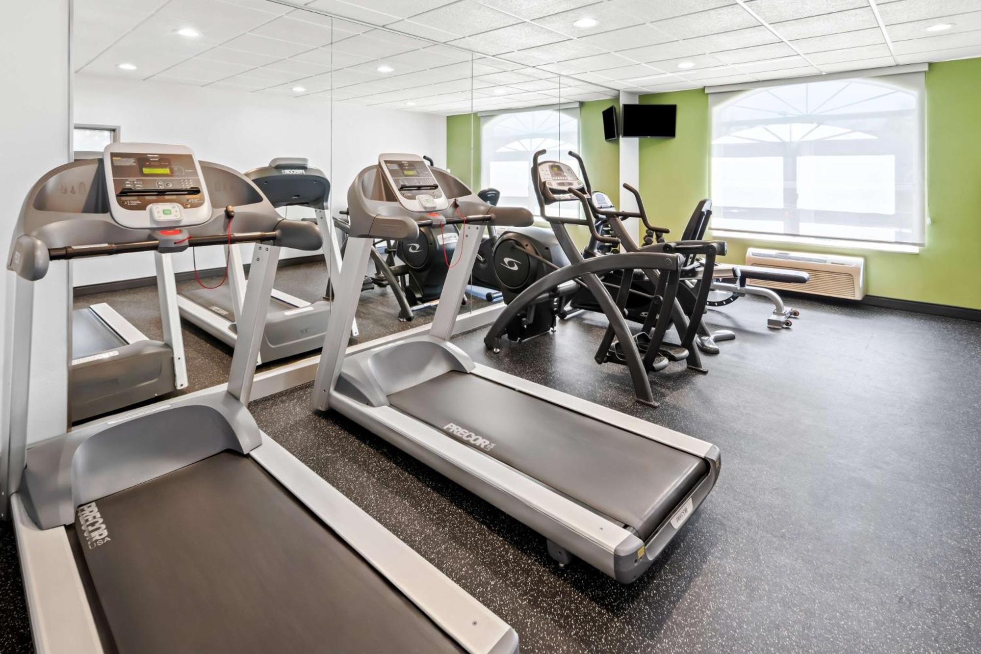 Spark By Hilton Woodbridge Extérieur photo