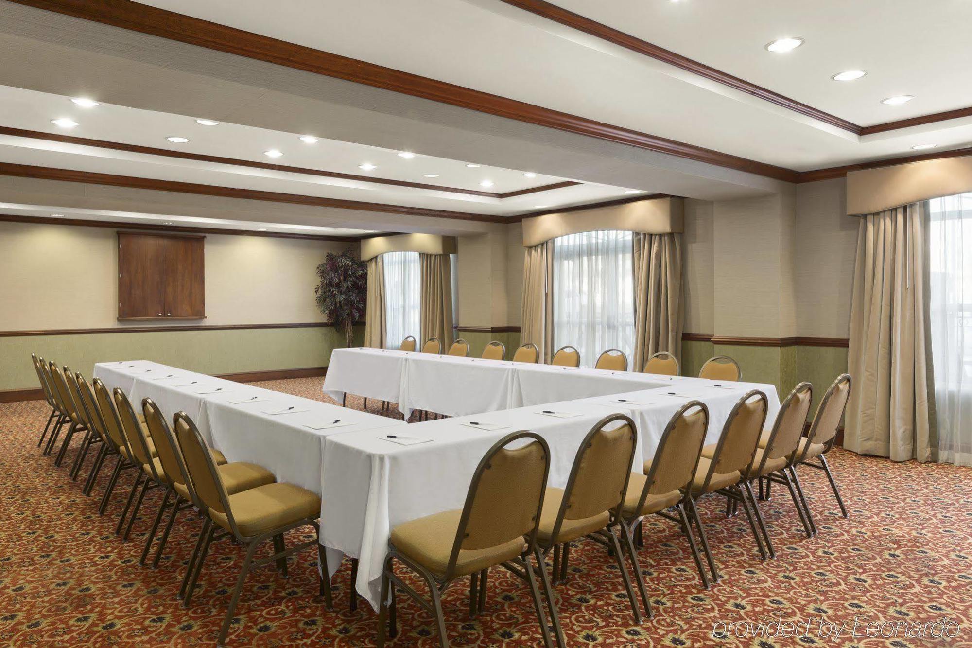Spark By Hilton Woodbridge Extérieur photo