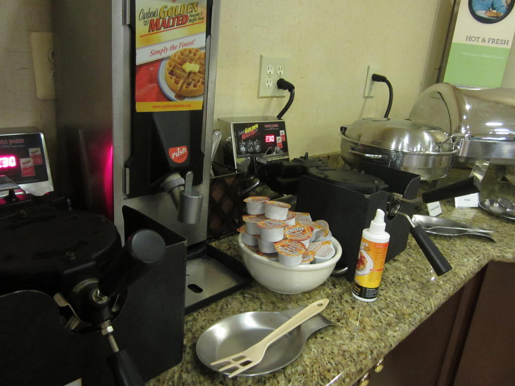 Spark By Hilton Woodbridge Extérieur photo